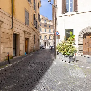 Vg Piazza Navona 5 Stelle Parlamento Affittacamere